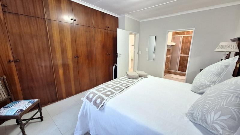 5 Bedroom Property for Sale in Reebok Western Cape